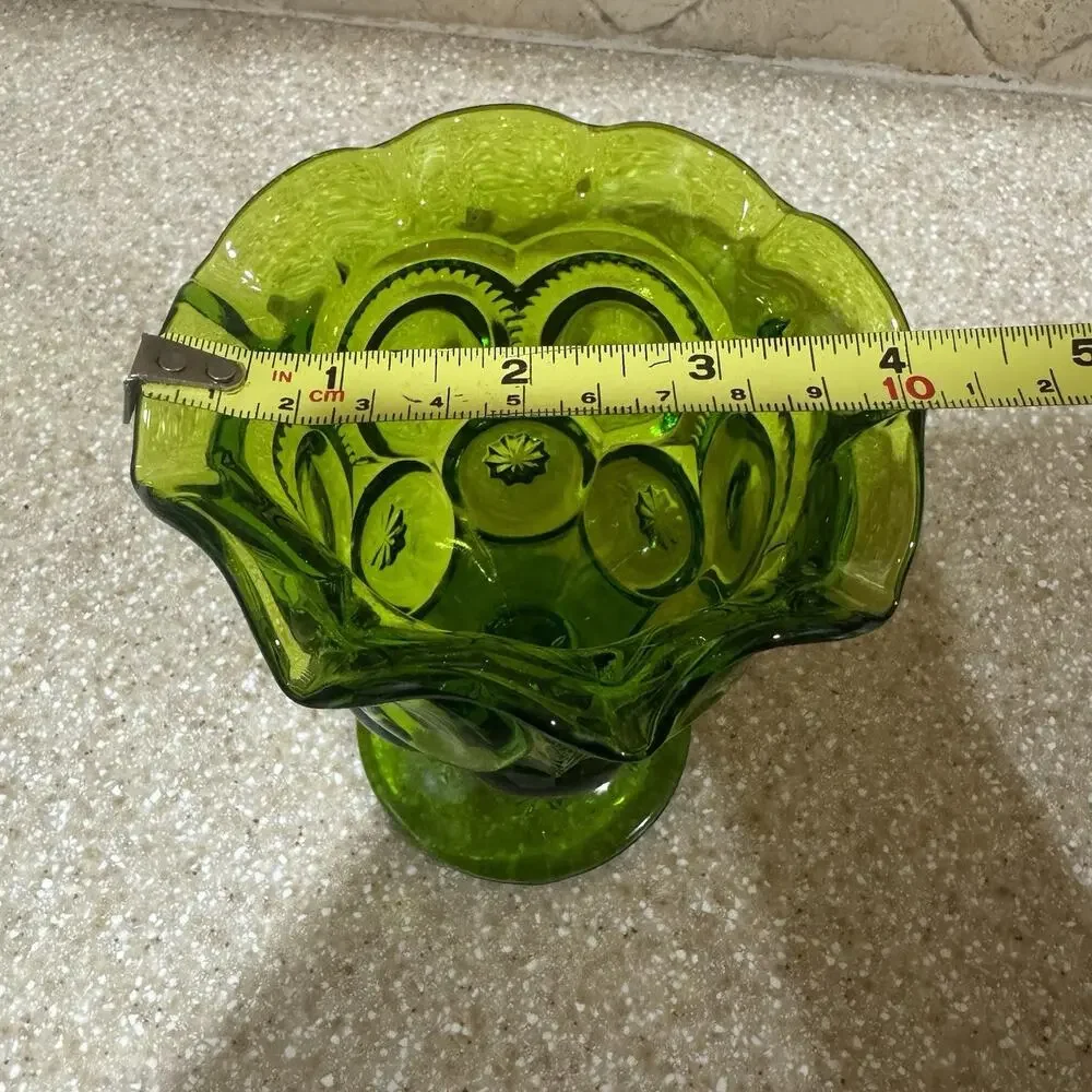 Vintage LE Smith Green Moon & Stars‎ Ruffled Footed Open Vase Compote 5 3/4